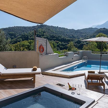 Verekinthos Villas - Pool, Hot Tub, Bbq, Kids Playground, Stunning Mountain Views Yerolakkos Экстерьер фото