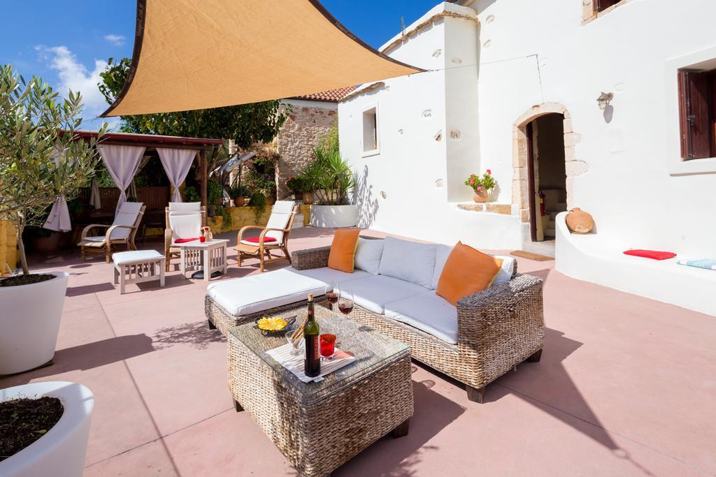 Verekinthos Villas - Pool, Hot Tub, Bbq, Kids Playground, Stunning Mountain Views Yerolakkos Экстерьер фото