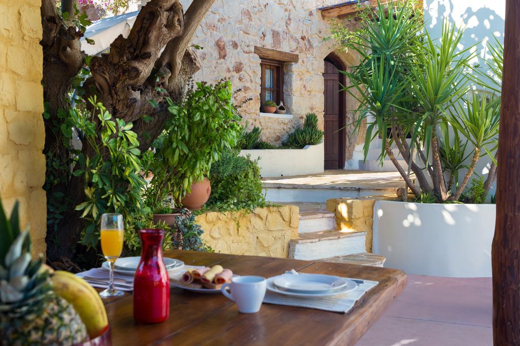 Verekinthos Villas - Pool, Hot Tub, Bbq, Kids Playground, Stunning Mountain Views Yerolakkos Экстерьер фото